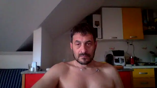 Snapshot of colosone chatting on April 21, 6:52 am colosone online show from April 21, 6:52 am