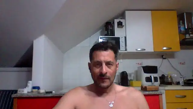 Snapshot of colosone chatting on May 3, 6:36 pm colosone online show from May 3, 6:36 pm