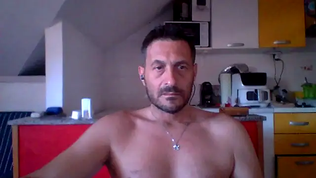 Snapshot of colosone chatting on June 4, 9:37 am colosone online show from June 4, 9:37 am
