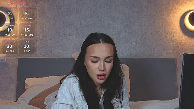 LushMirai online show from March 28, 2:05 pm