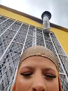 Cataleya 16 online show from April 10, 8:35 pm