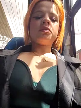 Snapshot of Cataleya_16 chatting on May 9, 6:35 pm Cataleya 16 online show from May 9, 6:35 pm