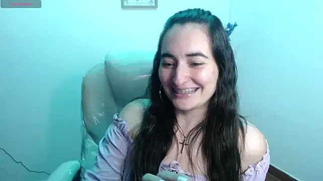 soffi betacur online show from July 14, 10:15 pm
