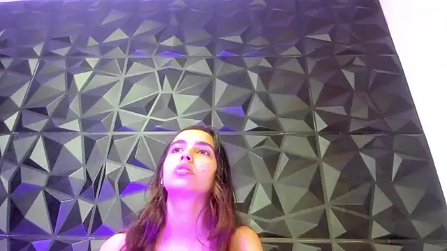 Sarah sumemers online show from February 3, 7:52 pm