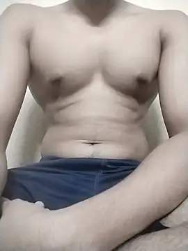 Snapshot of desiBig_dick chatting on June 29, 11:32 am desiBig dick online show from June 29, 11:32 am