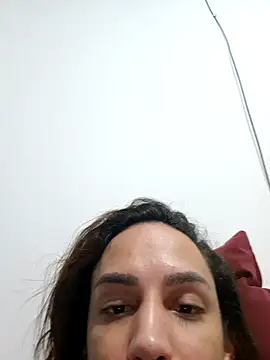 ofjuliaa online show from April 12, 11:54 pm