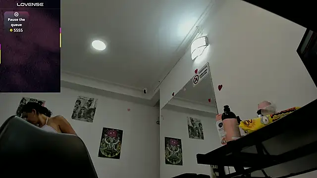 samantha milfs  online show from March 25, 11:27 am