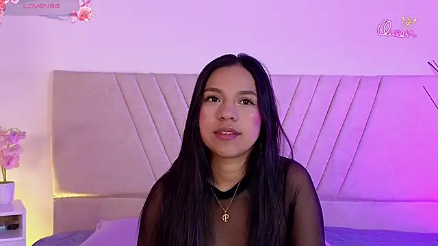 DulceRouss  online show from April 6, 11:55 am