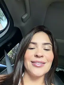 Snapshot of SofiaGomez444 chatting on May 18, 4:57 pm SofiaGomez444 online show from May 18, 4:57 pm