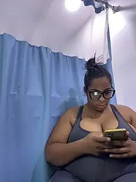 Snapshot of NataliaMillers chatting on July 18, 11:19 pm NataliaMillers online show from July 18, 11:19 pm