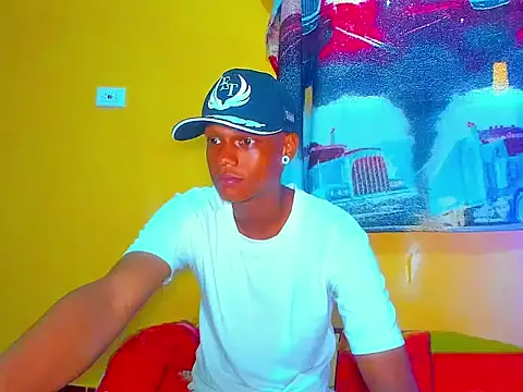 aunstin mohamme online show from April 18, 7:58 pm