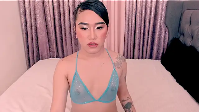 savanna pleasure online show from June 7, 11:25 am