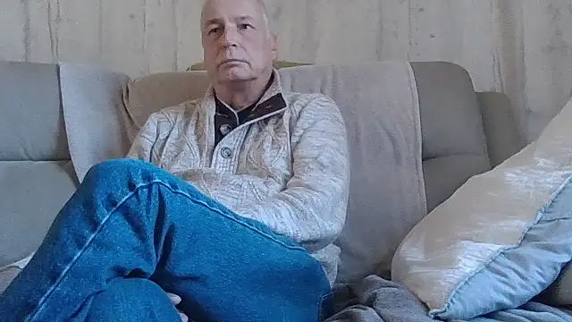 Helinetrav online show from March 1, 10:06 am