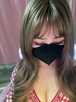 -Violet-t online show from April 11, 11:42 pm