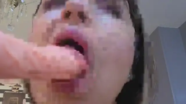 Snapshot of zarcasutra_t chatting on February 11, 12:48 am zarcasutra t online show from February 11, 12:48 am