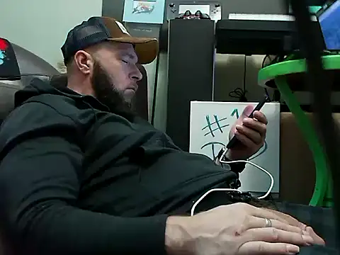 Numba1dad  online show from February 26, 5:56 pm