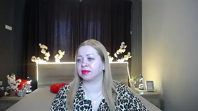 OliviaVerr online show from March 26, 1:17 pm