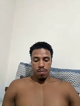 LorenzoBlack27 online show from May 15, 11:56 pm