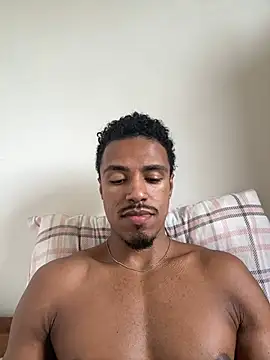 LorenzoBlack27 online show from May 23, 2:43 pm