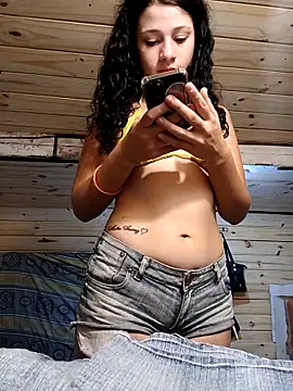 Snapshot of mmelit4 chatting on February 17, 9:06 am mmelit4 online show from February 17, 9:06 am