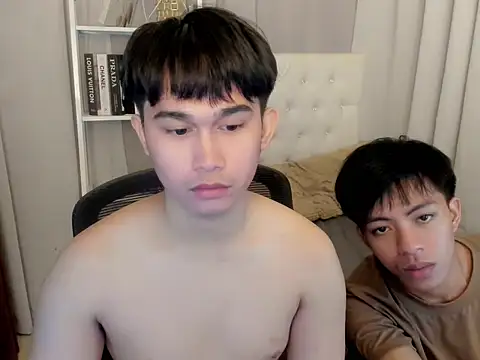 davincihugecock online show from February 28, 5:58 pm