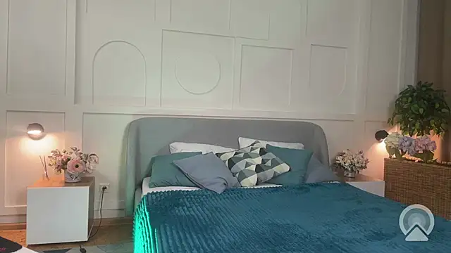  SilkyShadow  online show from March 29, 1:05 am