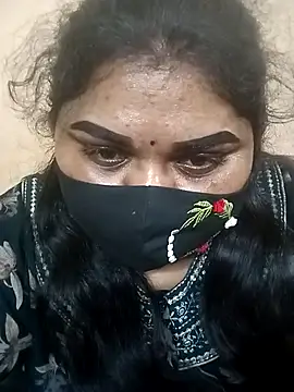 misammahyd online show from April 18, 5:50 pm