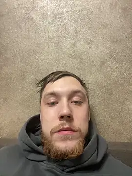 Snapshot of Dildogang chatting on March 3, 1:39 pm Dildogang online show from March 3, 1:39 pm