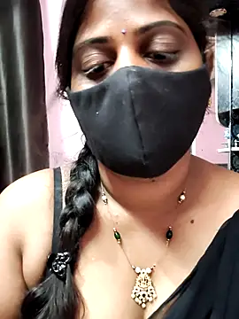 Snapshot of suma_telugu1 chatting on July 9, 2:37 am suma telugu1 online show from July 9, 2:37 am
