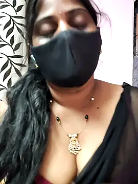 Snapshot of suma_telugu1 chatting on July 13, 2:36 am suma telugu1 online show from July 13, 2:36 am