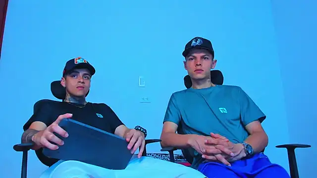 Thomas-Wil online show from March 20, 8:14 pm