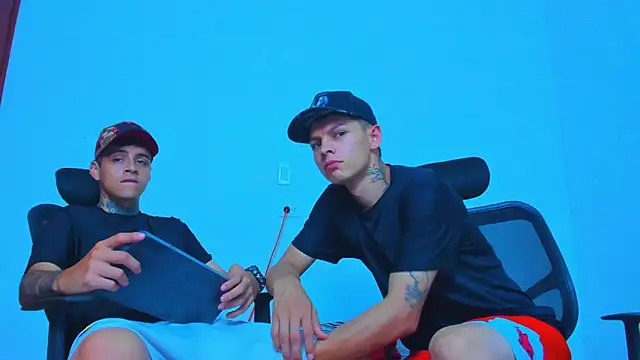 Thomas-Wil online show from April 24, 7:49 pm