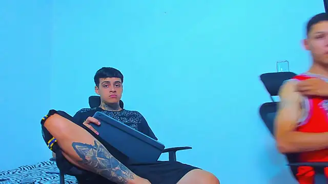 Thomas-Wil online show from June 27, 9:53 pm