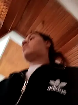 Shanel Lozano online show from March 26, 5:40 pm