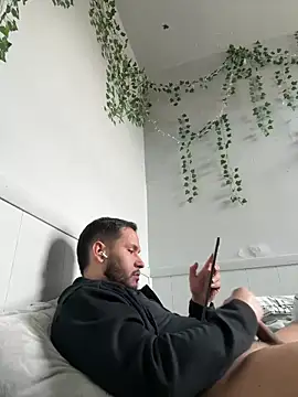 Ser02hot latino online show from March 4, 4:35 pm