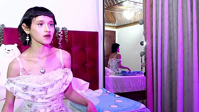 Snapshot of Veronica_Lamberth chatting on February 8, 5:33 am Veronica Lamberth online show from February 8, 5:33 am