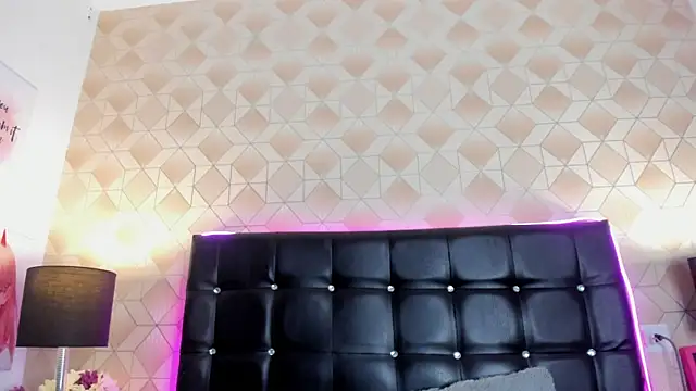 Alexxa Carter online show from March 29, 2:39 pm