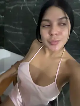 Victoria Shy online show from January 19, 6:50 am