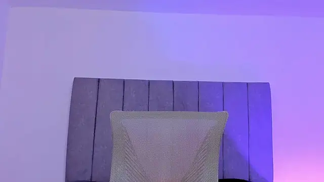 Snapshot of Adonys_Lewis_ chatting on May 31, 5:26 am Adonys Lewis online show from May 31, 5:26 am