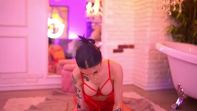 NyssaSky online show from January 17, 6:55 pm