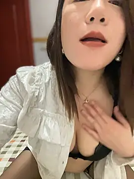 yeye90947 online show from January 13, 3:17 pm