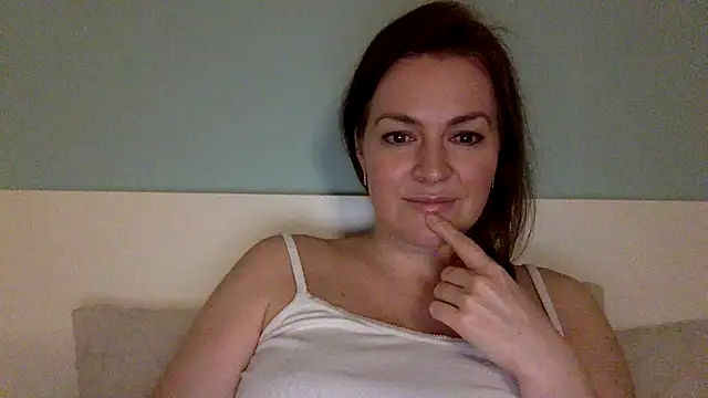 Ivoryne online show from April 11, 9:41 pm