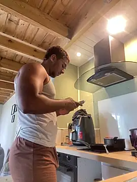 Axel black10 online show from February 7, 10:08 am