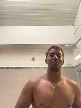 Axel black10 online show from February 12, 9:48 am