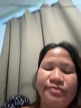 Hottie Pussy online show from April 19, 9:30 am