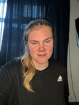 SexyBlondJoanna online show from February 27, 10:26 am