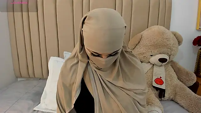 Snapshot of _seelena chatting on February 7, 12:31 pm seelena online show from February 7, 12:31 pm