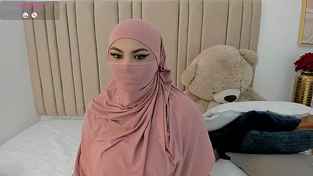 Snapshot of _seelena chatting on February 27, 12:27 pm seelena online show from February 27, 12:27 pm