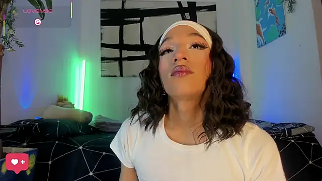 Naughty Blue online show from July 8, 5:06 pm