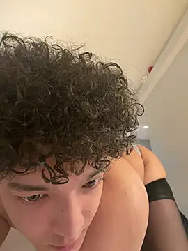 fiddyxx online show from June 29, 3:02 am